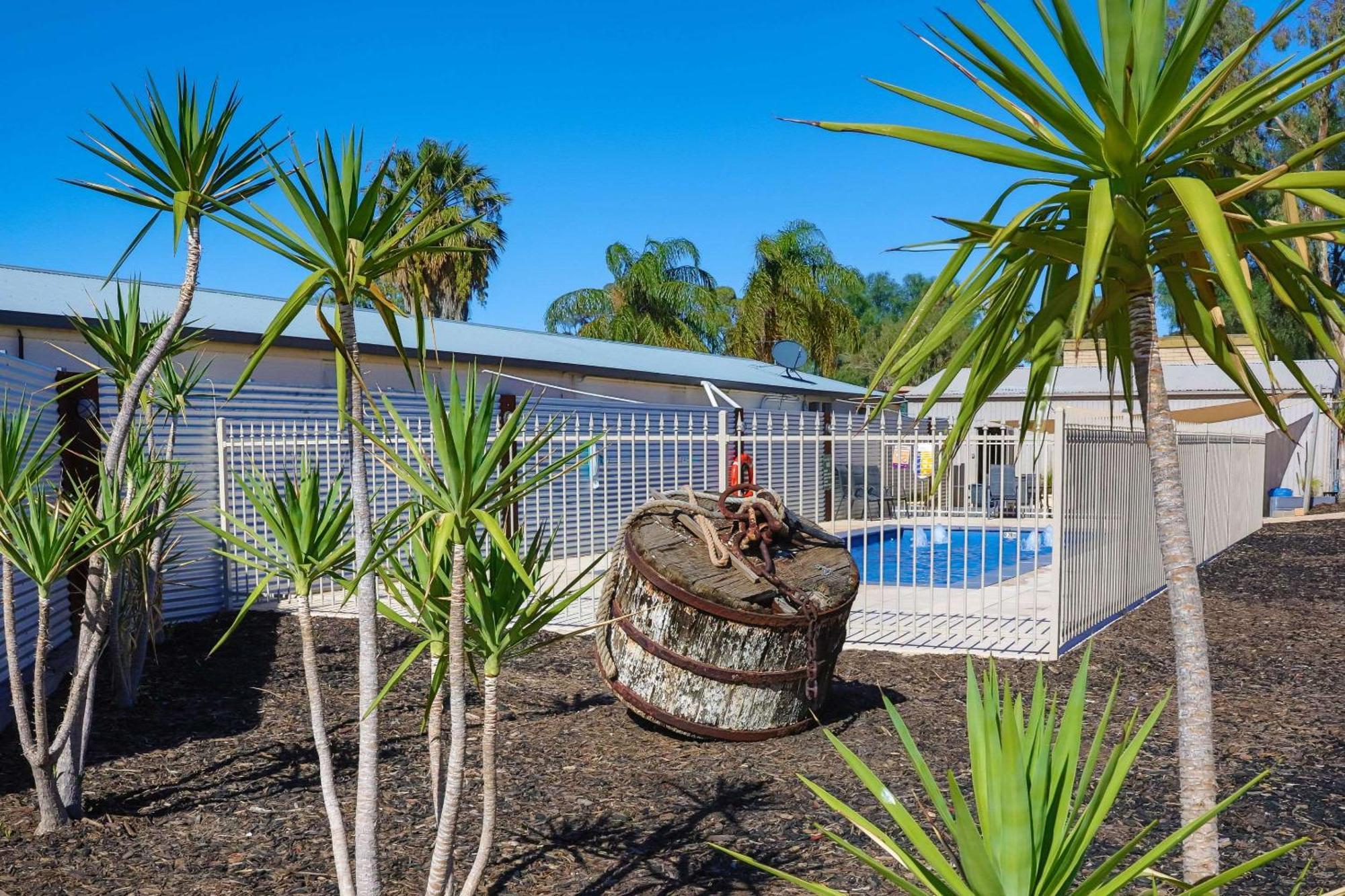 Comfort & Augusta Westside 3*