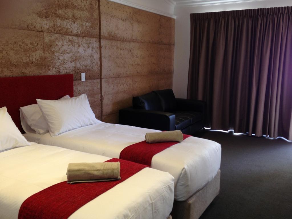 Motel Crossroads Ecomotel 4*